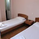 Otel Aulona 3*