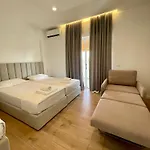 Aulona Otel 3*