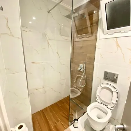 Otel Aulona