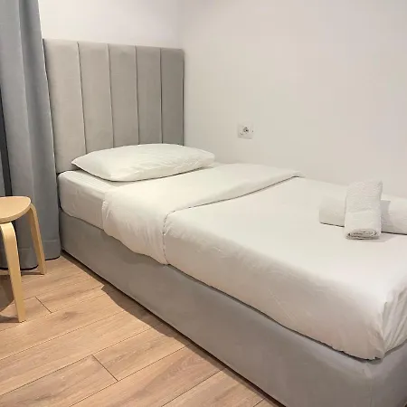 Aulona Hotel