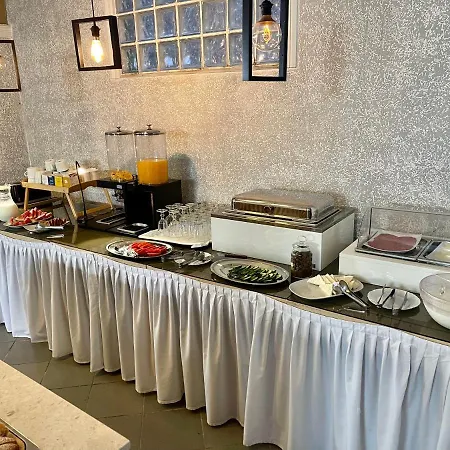 Aulona Hotel Saranda