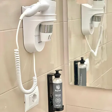 Aulona Otel 3*