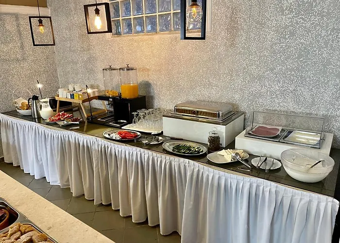 Aulona Отель Саранда