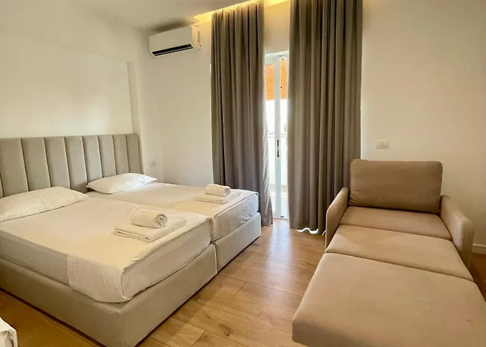 Aulona Отель 3*