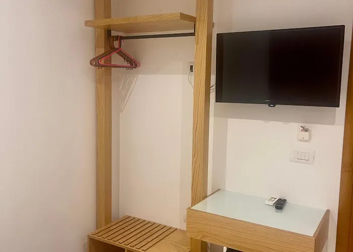 Aulona Отель Саранда