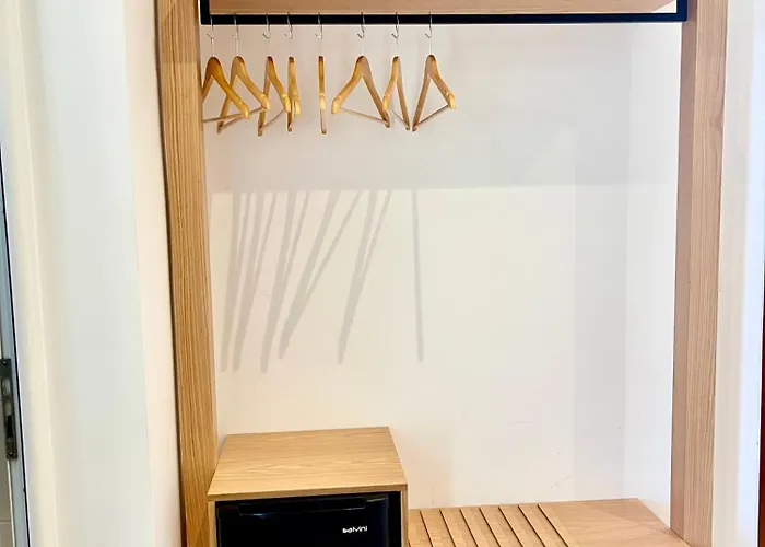 Aulona מלון 3*
